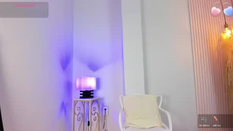 Snapshot of alana__rossetti chatting on 22, 6, 2026 Alana online show from 22, 6, 2026