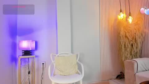 Snapshot of alana__rossetti chatting on 13, 7, 2026 Alana online show from 13, 7, 2026