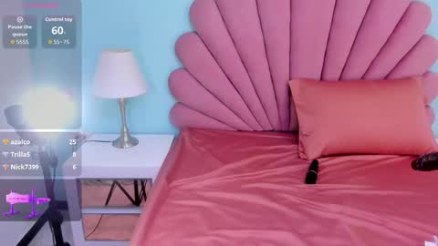 Snapshot of alana_glasses chatting on 11, 10, 2025 Alana online show from 11, 10, 2025