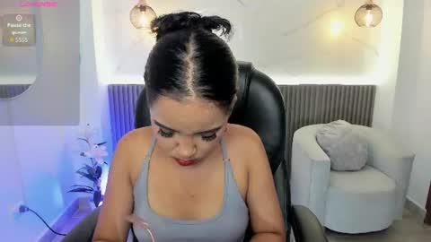 Snapshot of alana_martiins chatting on 8, 7, 2026 alana online show from 8, 7, 2026