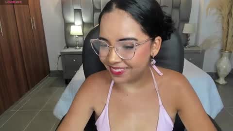 Snapshot of alana_martiins chatting on 11, 7, 2026 alana online show from 11, 7, 2026