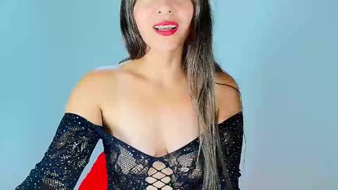 Snapshot of alana_pink95 chatting on 1, 2, 2026 alana_pink95 online show from 1, 2, 2026