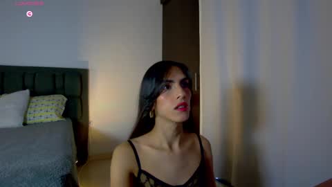 Snapshot of alana_sofia_ chatting on 4, 6, 2026 Alana Tobias online show from 4, 6, 2026