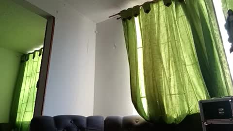 isabella online show from 9, 9, 2025