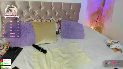 Snapshot of alana_vega69 chatting on 18, 12, 2025 alana_vega69 online show from 18, 12, 2025