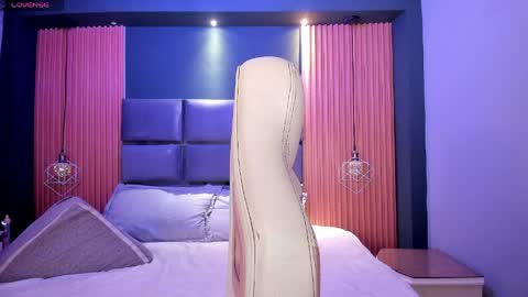 Sasha online show from 7, 4, 2026