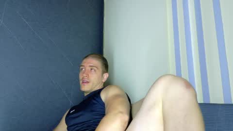 Snapshot of alanferrer chatting on 28, 4, 2026 Alan Ferrer online show from 28, 4, 2026