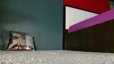 Snapshot of alanna_gold chatting on 9, 10, 2025 Alanna online show from 9, 10, 2025