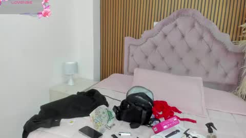 Snapshot of alaskaflowers_ chatting on 29, 5, 2026 Alaska online show from 29, 5, 2026