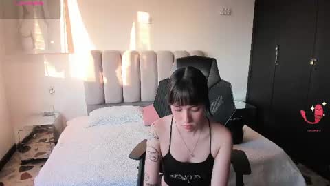 Snapshot of alaskaflowers_ chatting on 21, 7, 2026 Alaska online show from 21, 7, 2026