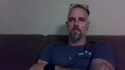 Snapshot of alcura_x chatting on 20, 10, 2025 Alex online show from 20, 10, 2025