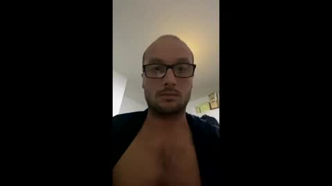 Snapshot of aleadr chatting on 6, 12, 2024 aleadr online show from 6, 12, 2024