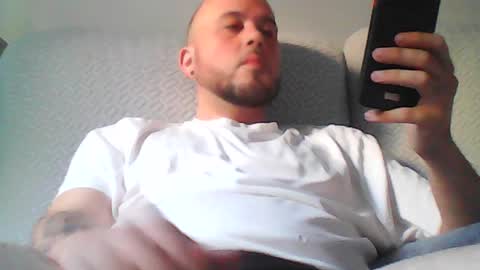 Snapshot of aleeexxxx4u chatting on 17, 6, 2026 aleeexxxx4u online show from 17, 6, 2026