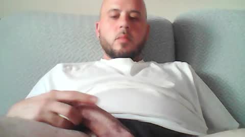 Snapshot of aleeexxxx4u chatting on 22, 7, 2026 aleeexxxx4u online show from 22, 7, 2026