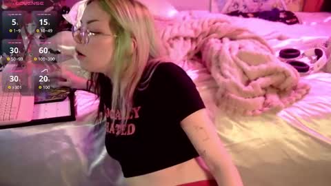 Snapshot of aleenachexxx chatting on 1, 3, 2026 Aleena Che online show from 1, 3, 2026