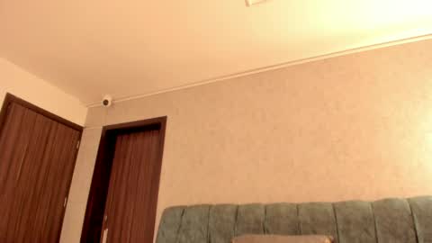 Aleera online show from 16, 4, 2026