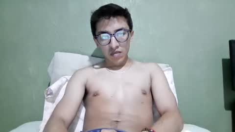 Snapshot of aleexrune chatting on 9, 10, 2025 aleexrune online show from 9, 10, 2025