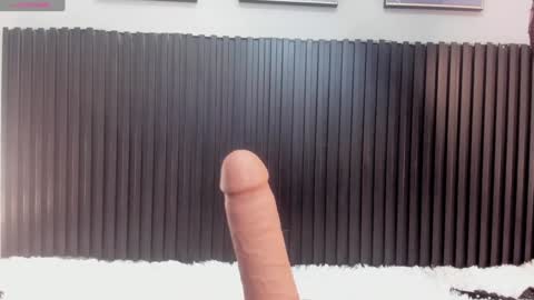 aleja__slav3 online show from 11, 1, 2025