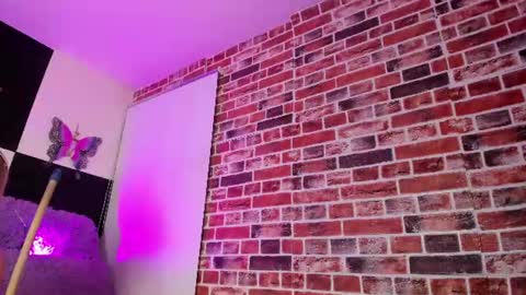 Snapshot of aleja_hill chatting on 11, 6, 2026 Aleja Hill online show from 11, 6, 2026
