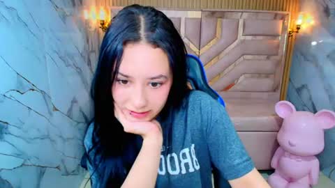 Snapshot of aleja_r_ chatting on 12, 6, 2026 Aleja online show from 12, 6, 2026