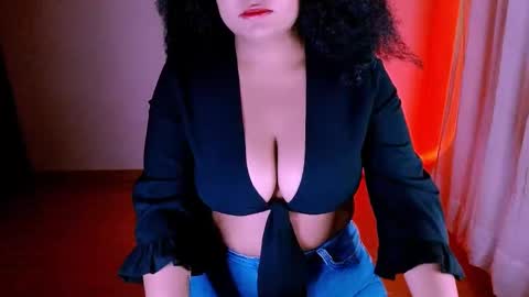 Alejandra  online show from 12, 2, 2025