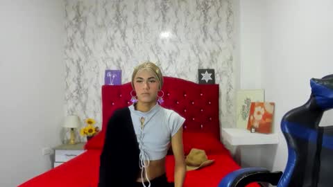 Snapshot of alejandra_james chatting on 14, 4, 2026 ALEJANDRA JAMES online show from 14, 4, 2026