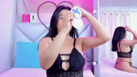 Snapshot of alejandra_lee19 chatting on 28, 5, 2026 alejandra_lee19 online show from 28, 5, 2026