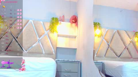 Snapshot of alejandra_martinss chatting on 14, 12, 2025 alejandra martins online show from 14, 12, 2025