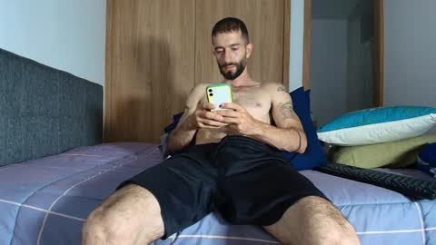 Snapshot of alejandro_bigcock chatting on 31, 1, 2025 Alejandro Hernndez online show from 31, 1, 2025