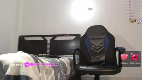 alejandrocock online show from 14, 4, 2026