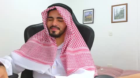 alejandroo_7 online show from 19, 1, 2025