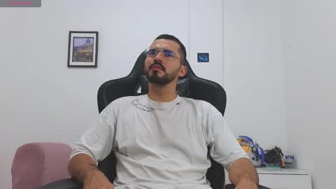 alejandroo_7 online show from 16, 1, 2026