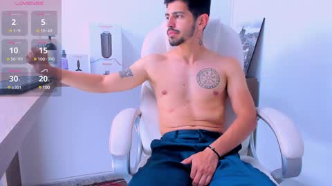 Alejo  online show from 14, 1, 2025