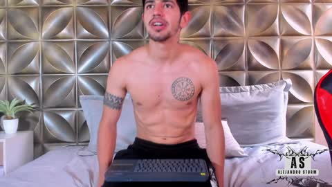 Alejo  online show from 27, 1, 2025