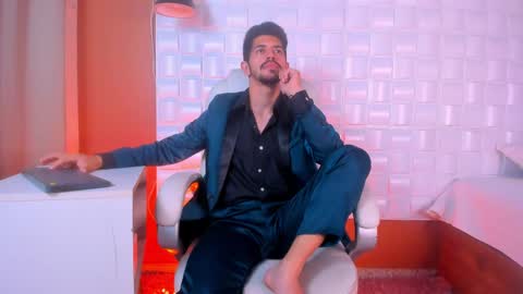 Alejo  online show from 26, 2, 2025