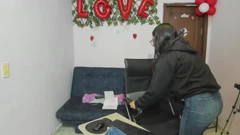 Snapshot of alejita_smithh chatting on 1, 3, 2025 zoe and Kataleya online show from 1, 3, 2025