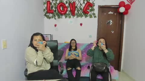 Snapshot of alejita_smithh chatting on 7, 3, 2025 zoe and Kataleya online show from 7, 3, 2025