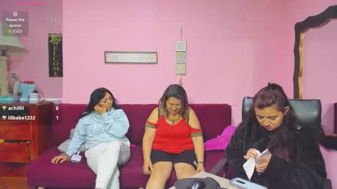 Snapshot of alejita_smithh chatting on 5, 11, 2025 zoe and Kataleya online show from 5, 11, 2025