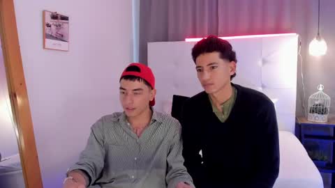 Snapshot of alejo_exotic chatting on 5, 5, 2026 alejo_exotic online show from 5, 5, 2026