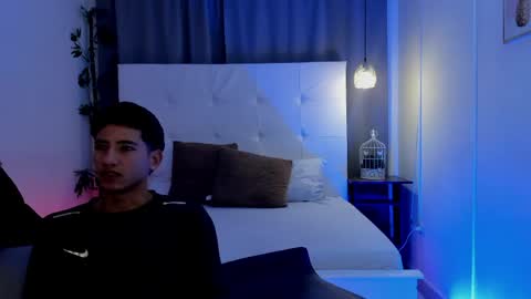 Snapshot of alejo_exotic chatting on 25, 5, 2026 alejo_exotic online show from 25, 5, 2026