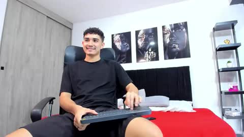 Snapshot of alejo_gray1 chatting on 9, 2, 2026 alejo_gray1 online show from 9, 2, 2026