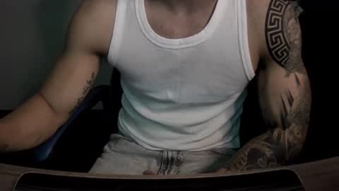 Snapshot of alejoduarte16 chatting on 19, 11, 2025 alejoduarte16 online show from 19, 11, 2025