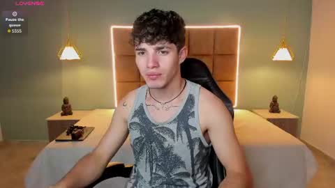 Snapshot of alejootwink chatting on 14, 6, 2026 ALejoo Saenz online show from 14, 6, 2026