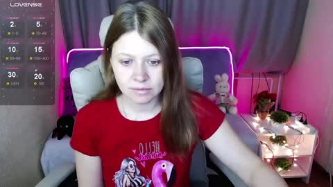 Snapshot of alekasamui chatting on 11, 12, 2024 Aleksa online show from 11, 12, 2024