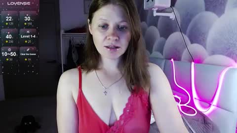 Snapshot of alekasamui chatting on 13, 9, 2025 Aleksa online show from 13, 9, 2025