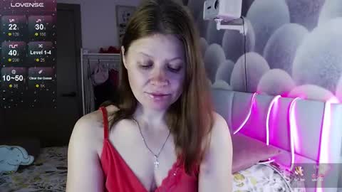 Snapshot of alekasamui chatting on 28, 9, 2025 Aleksa online show from 28, 9, 2025