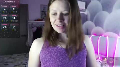 Snapshot of alekasamui chatting on 6, 10, 2025 Aleksa online show from 6, 10, 2025