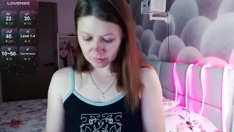 Snapshot of alekasamui chatting on 18, 10, 2025 Aleksa online show from 18, 10, 2025