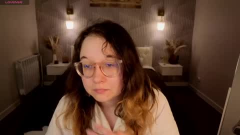 Snapshot of aleks_caste chatting on 7, 6, 2026 Aleks online show from 7, 6, 2026