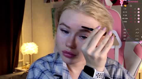 Lexi online show from 8, 12, 2024